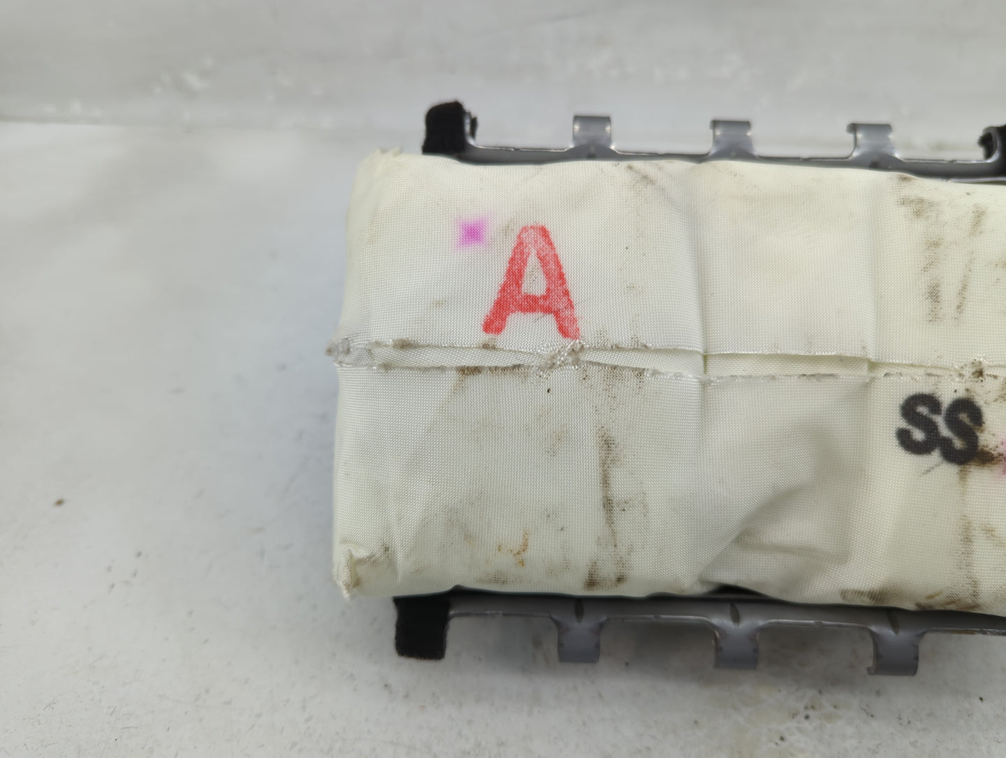 2006-2013 Toyota Rav4 Air Bag Passenger Right Dashboard OEM P/N:73960-0R010 Fits Fits 2006 2007 2008 2009 2010 2011 2013 OEM