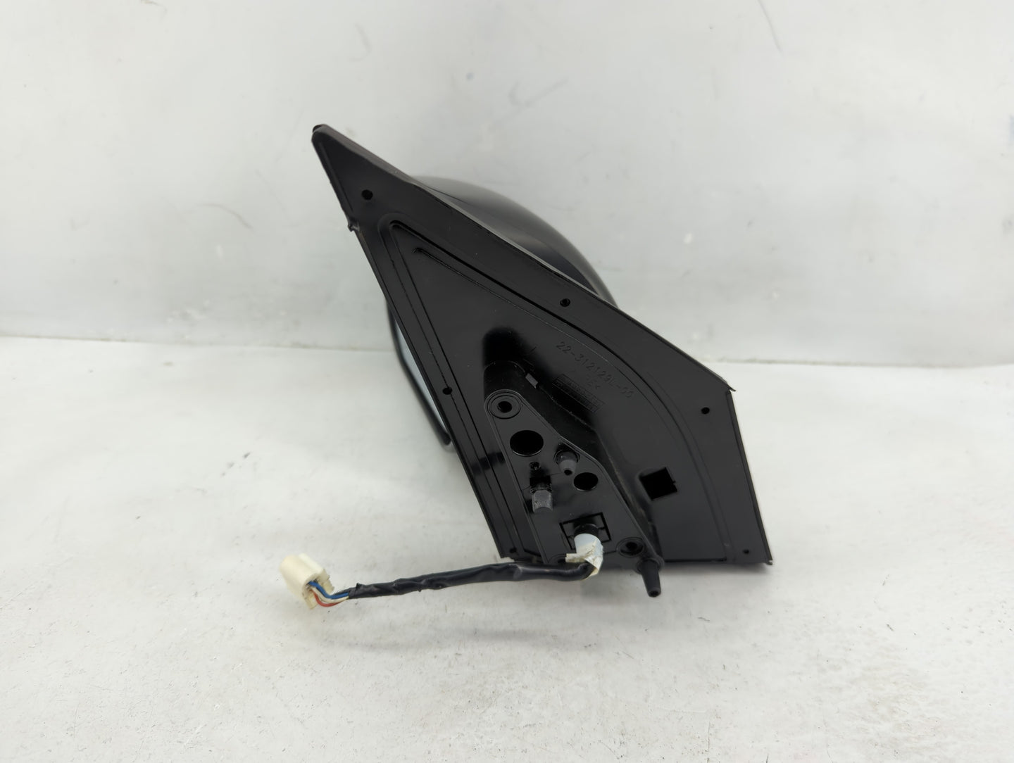 2006-2008 Toyota Rav4 Driver Side View Mirror - Left Door Mirror OEM Used - Oemusedautoparts1.com