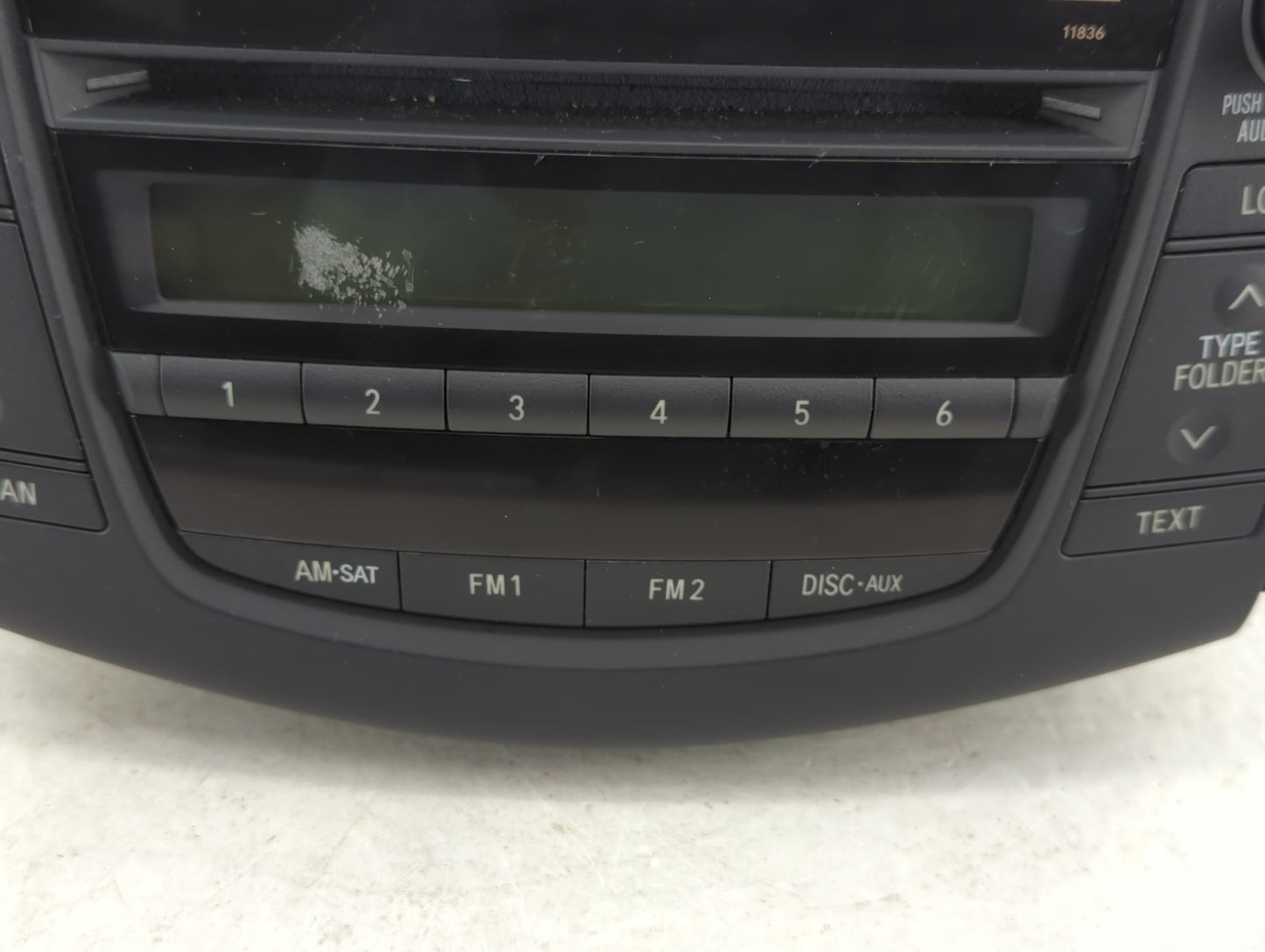 2007-2008 Toyota Rav4 Radio AM FM Cd Player Receiver Replacement P/N:86120-42182 Fits Fits 2007 2008 OEM Used Auto Parts - O