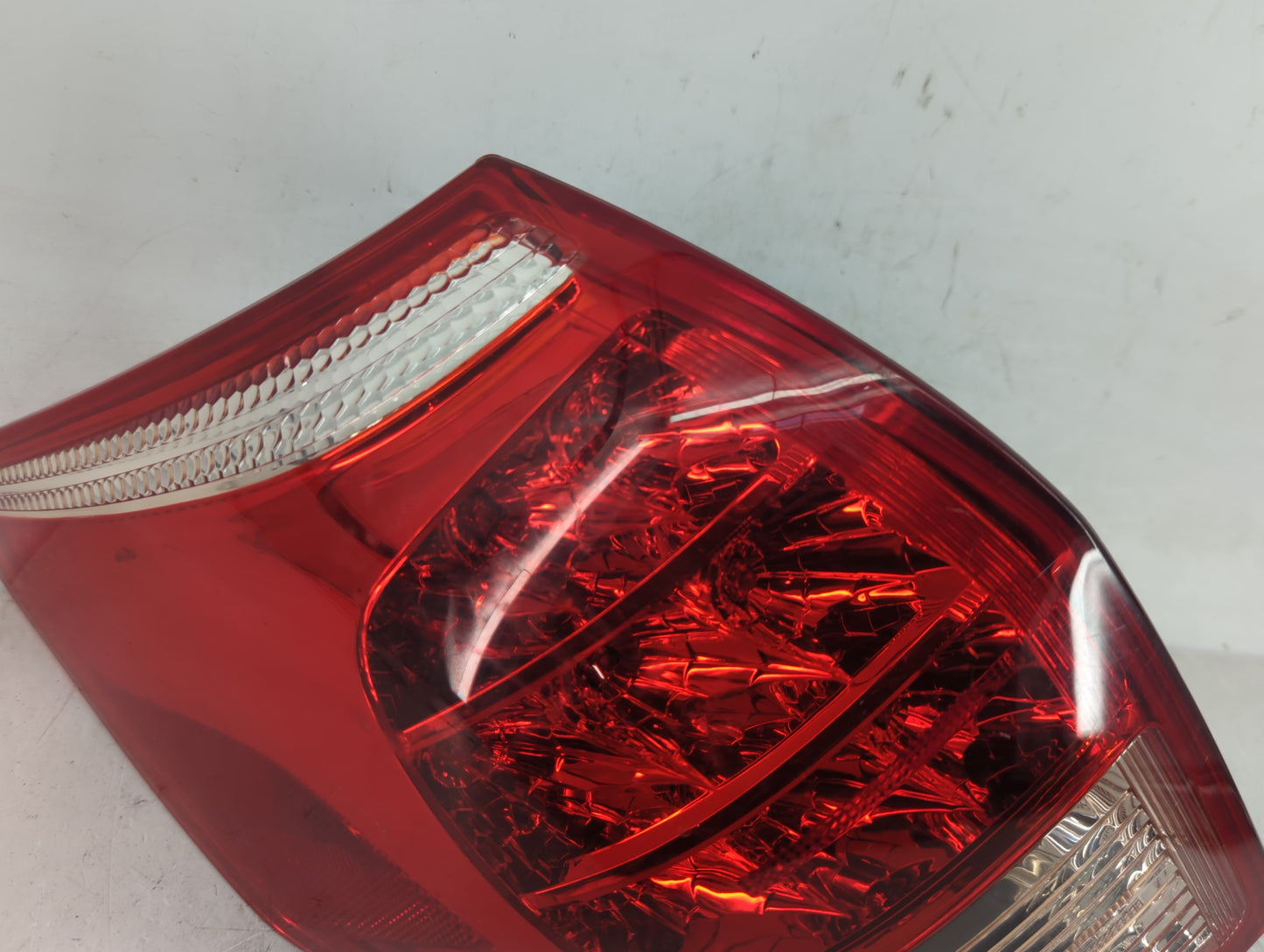 2006-2008 Toyota Rav4 Tail Light Assembly Passenger Right OEM Fits Fits 2006 2007 2008 OEM Used Auto Parts - Oemusedautopart