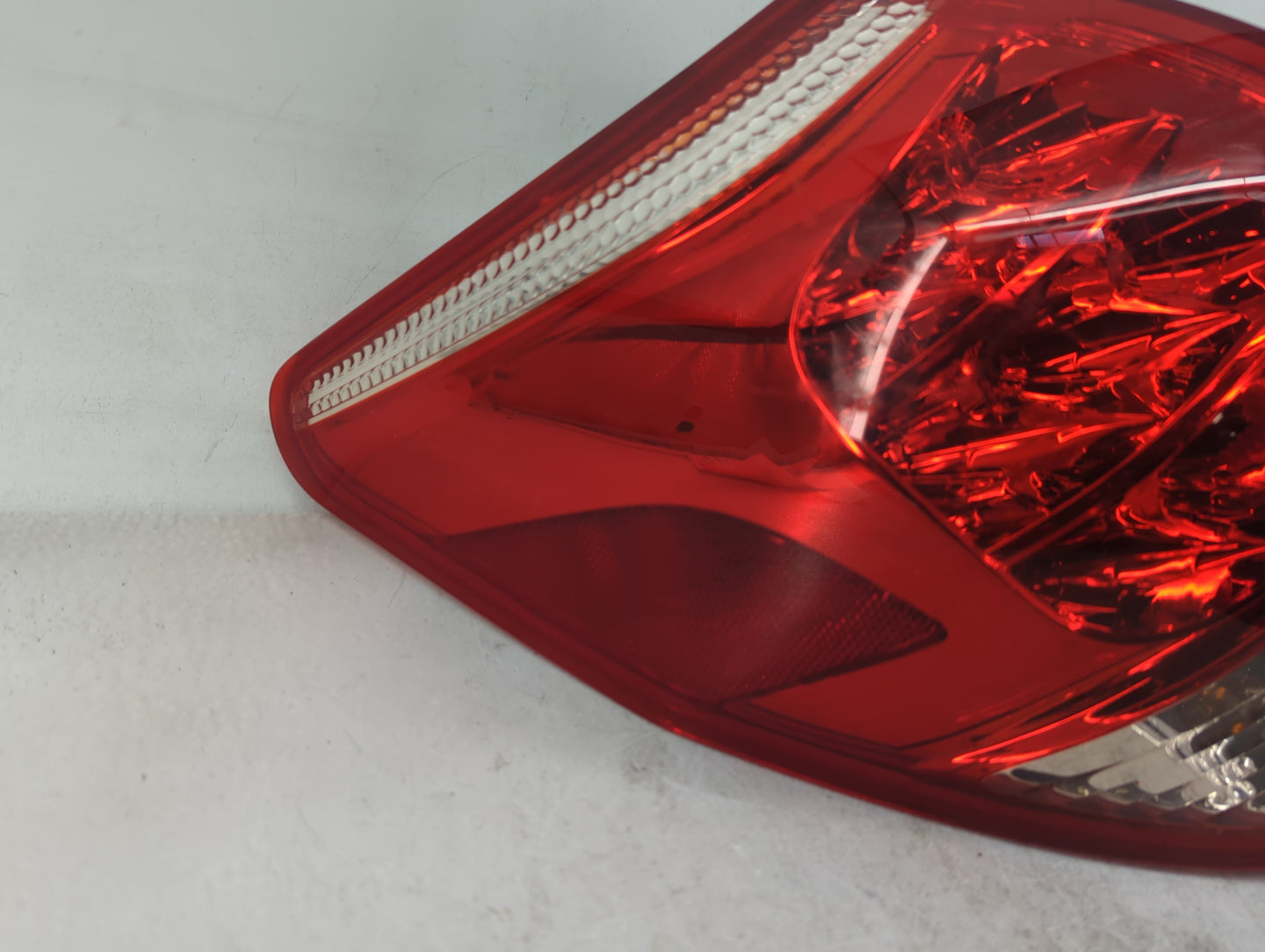 2006-2008 Toyota Rav4 Tail Light Assembly Passenger Right OEM Fits Fits 2006 2007 2008 OEM Used Auto Parts - Oemusedautopart