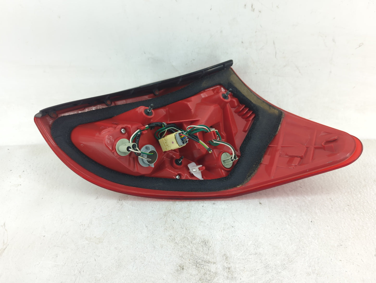 2006-2008 Toyota Rav4 Tail Light Assembly Passenger Right OEM Fits Fits 2006 2007 2008 OEM Used Auto Parts - Oemusedautopart