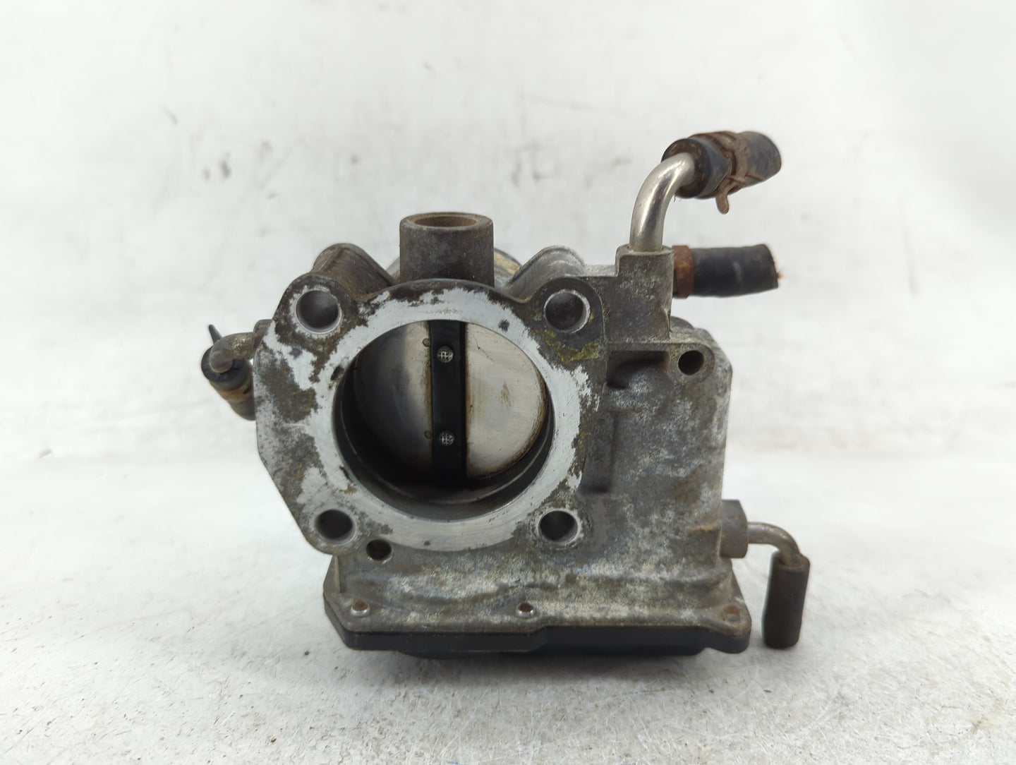 2006-2008 Toyota Rav4 Throttle Body P/N:22030-28070 Fits Fits 2006 2007 2008 2009 2010 2011 2012 2013 2014 2015 OEM Used Aut