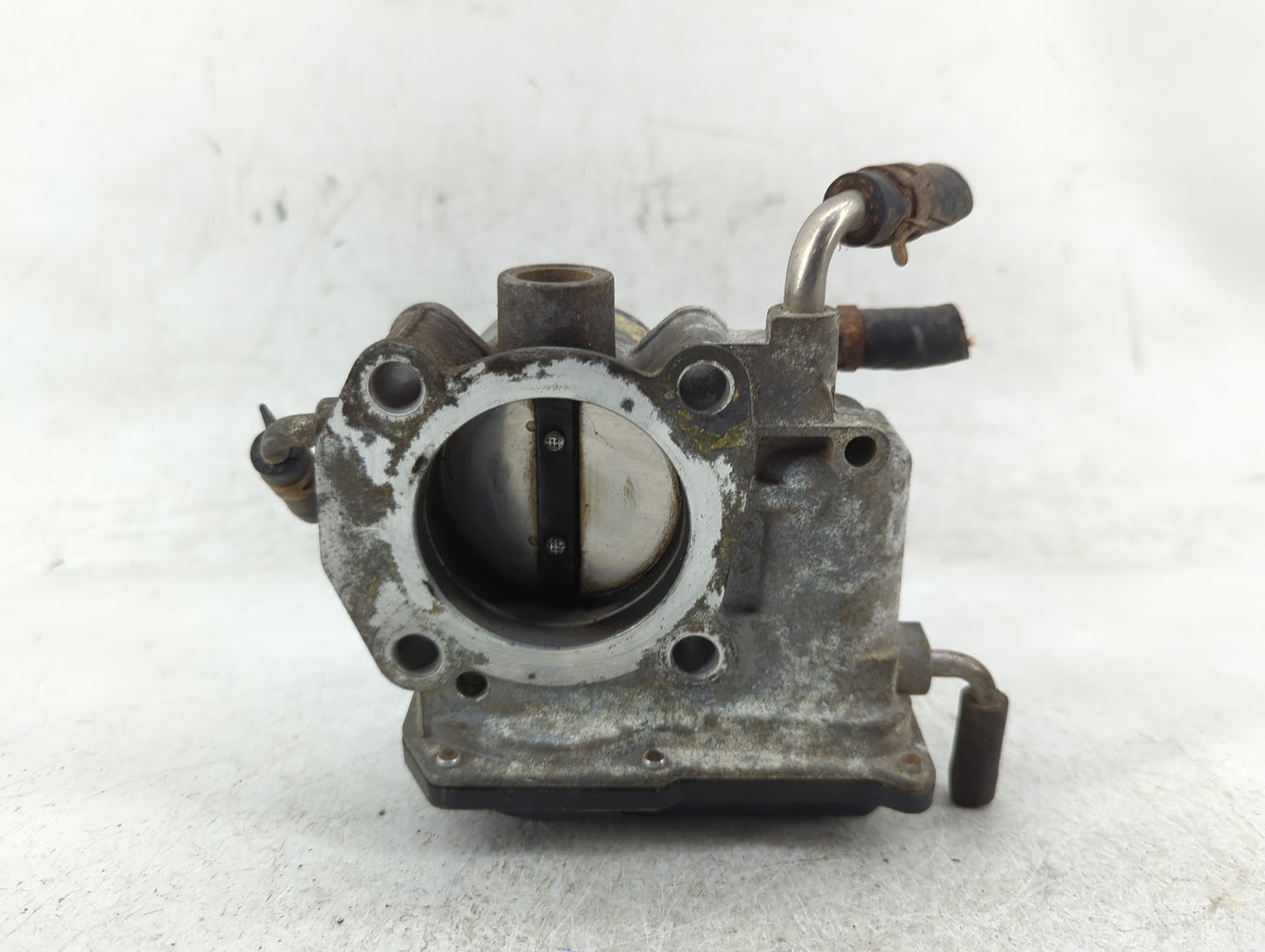 2006-2008 Toyota Rav4 Throttle Body P/N:22030-28070 Fits Fits 2006 2007 2008 2009 2010 2011 2012 2013 2014 2015 OEM Used Aut