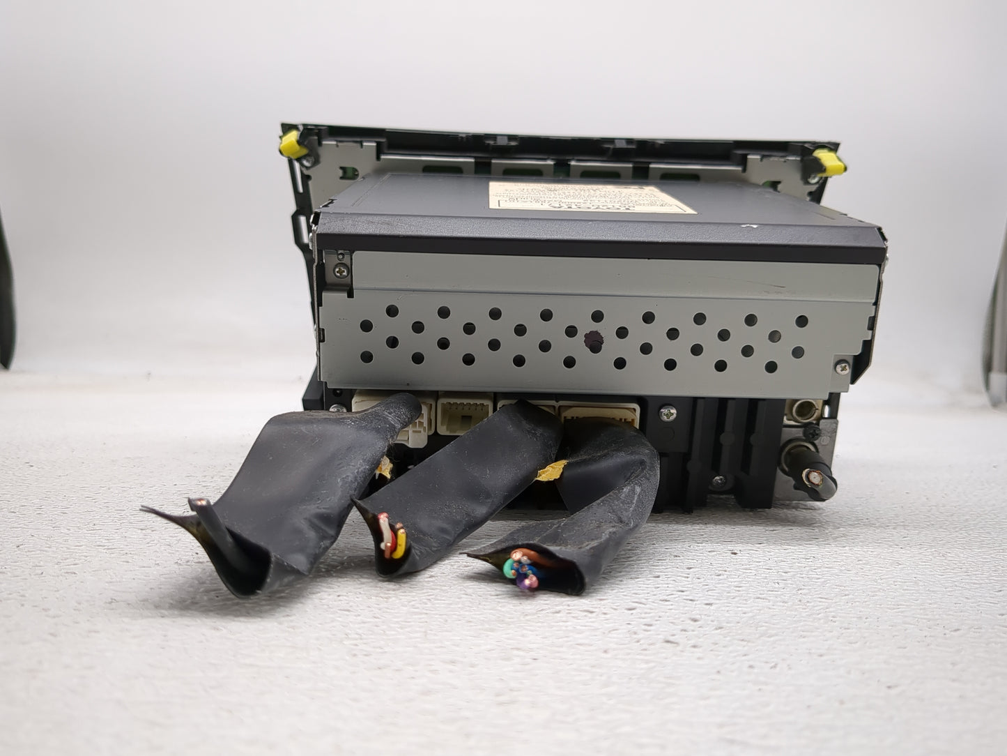 2006-2008 Toyota Rav4 Radio AM FM Cd Player Receiver Replacement P/N:86120-42171 Fits Fits 2006 2007 2008 OEM Used Auto Part