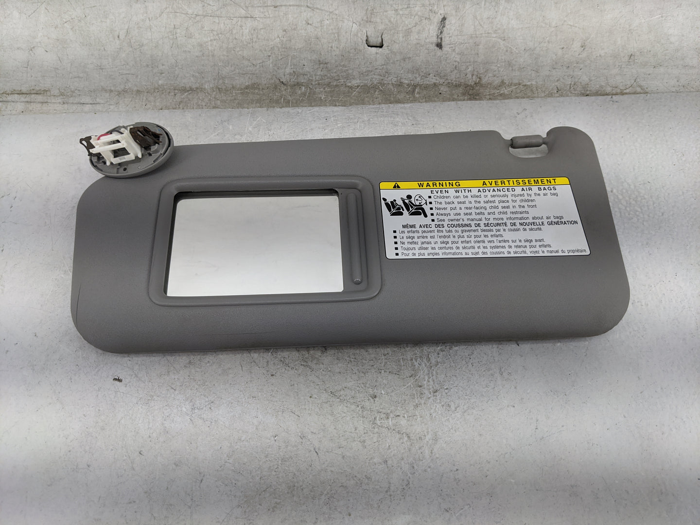 2006-2009 Toyota Rav4 Sun Visor Shade Replacement Driver Left Mirror Fits Fits 2006 2007 2008 2009 OEM Used Auto Parts - Oem