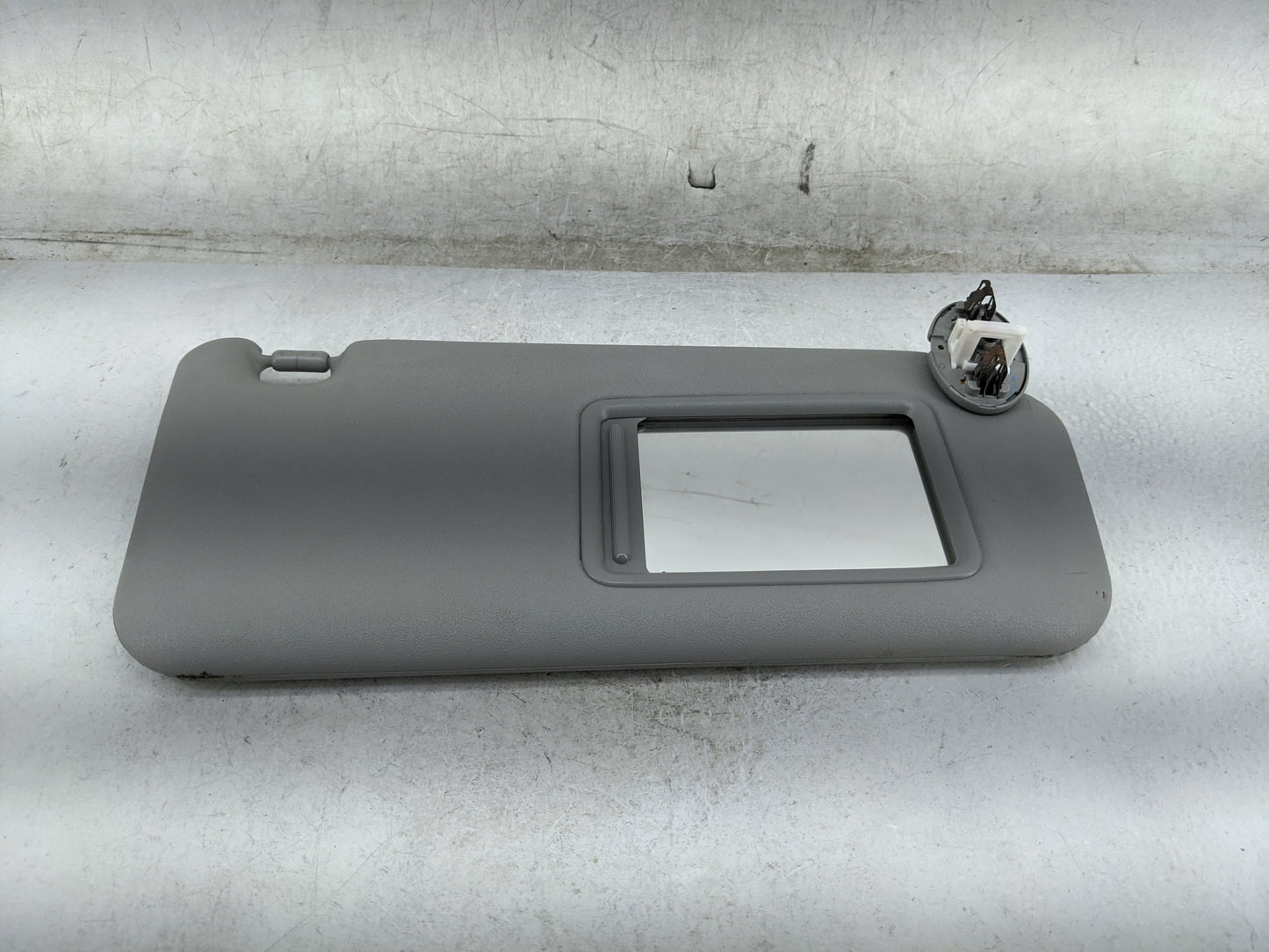 2006-2009 Toyota Rav4 Sun Visor Shade Replacement Passenger Right Mirror Fits Fits 2006 2007 2008 2009 OEM Used Auto Parts -