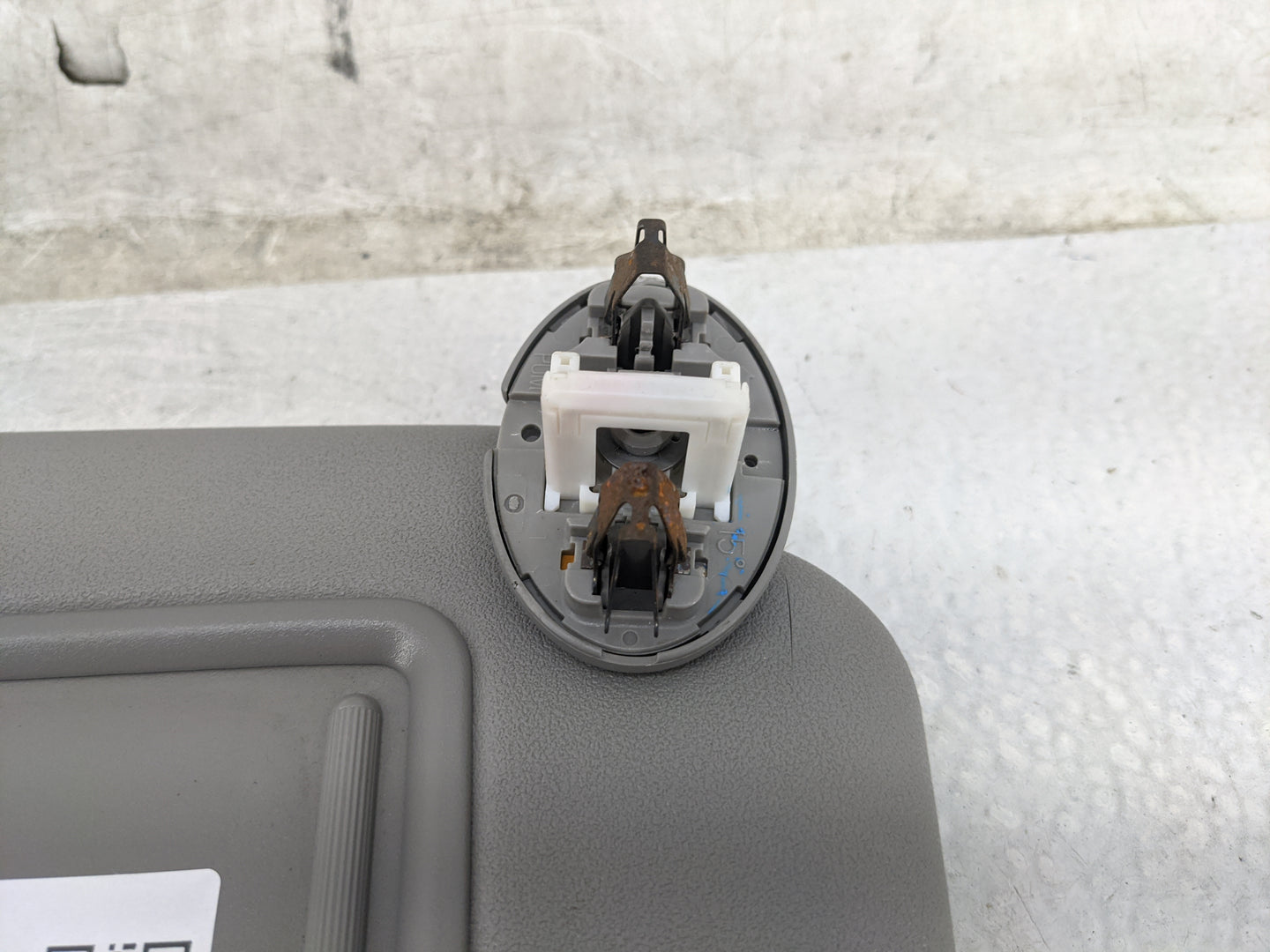 2006-2009 Toyota Rav4 Sun Visor Shade Replacement Passenger Right Mirror Fits Fits 2006 2007 2008 2009 OEM Used Auto Parts -