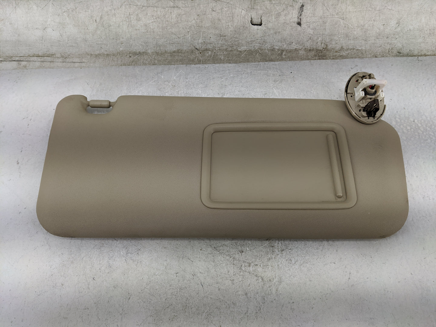 2006-2009 Toyota Rav4 Sun Visor Shade Replacement Passenger Right Mirror Fits Fits 2006 2007 2008 2009 OEM Used Auto Parts -