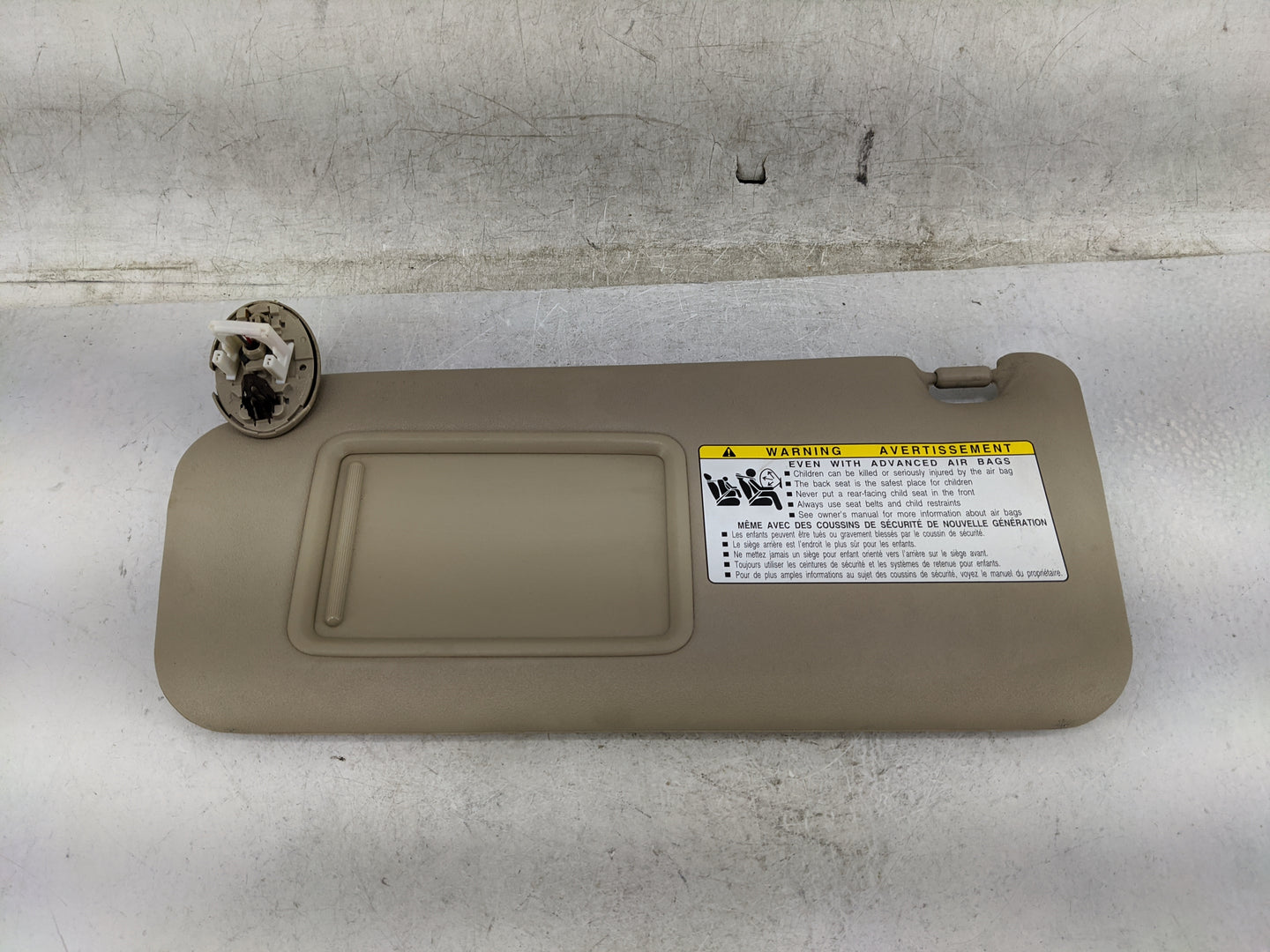2006-2009 Toyota Rav4 Sun Visor Shade Replacement Driver Left Mirror Fits Fits 2006 2007 2008 2009 OEM Used Auto Parts - Oem