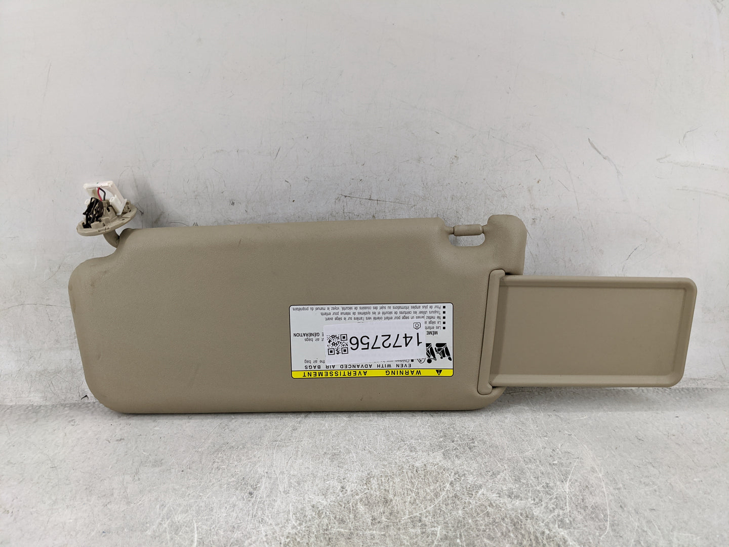 2006-2009 Toyota Rav4 Sun Visor Shade Replacement Passenger Right Mirror Fits Fits 2006 2007 2008 2009 OEM Used Auto Parts -