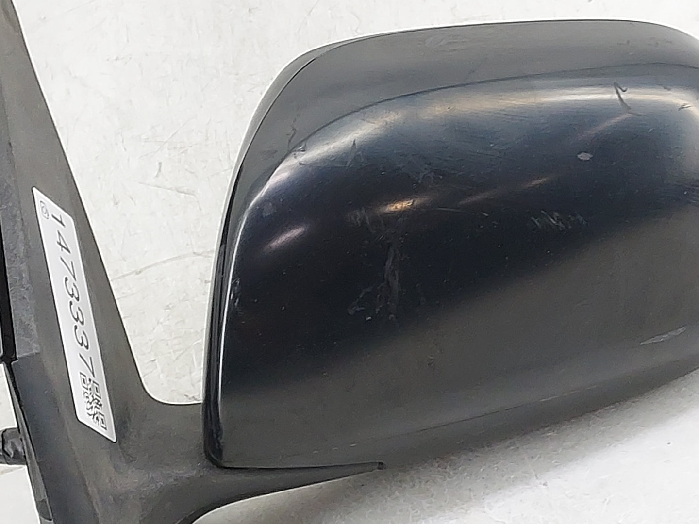 2006-2008 Toyota Rav4 Driver Side View Mirror - Left Door Mirror OEM Used - Oemusedautoparts1.com