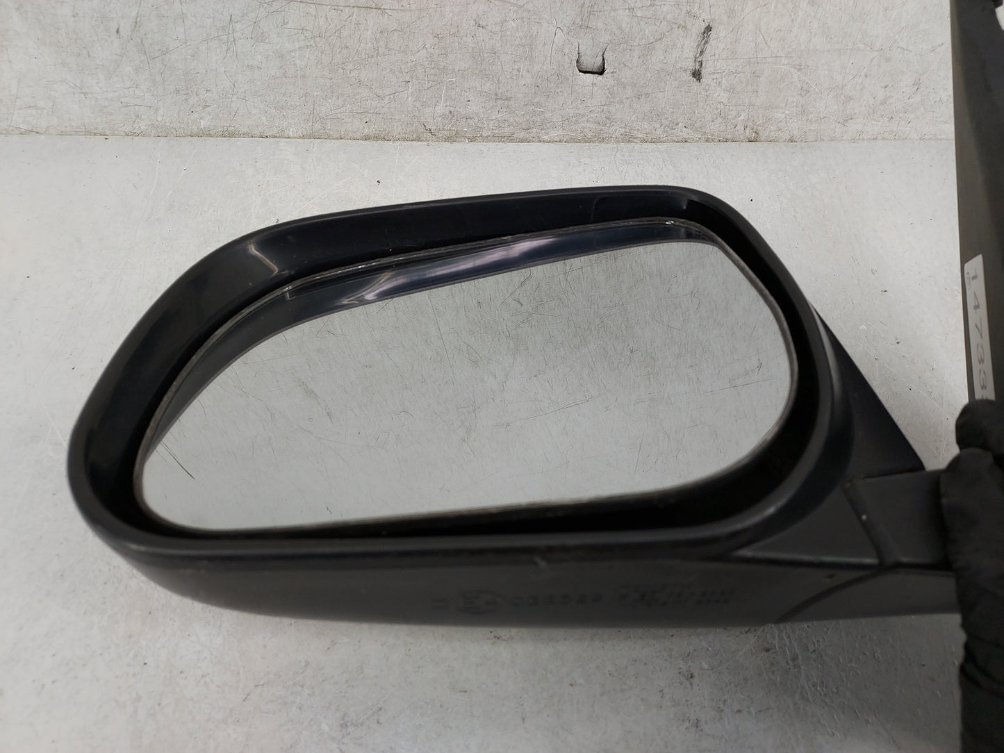 2006-2008 Toyota Rav4 Driver Side View Mirror - Left Door Mirror OEM Used - Oemusedautoparts1.com