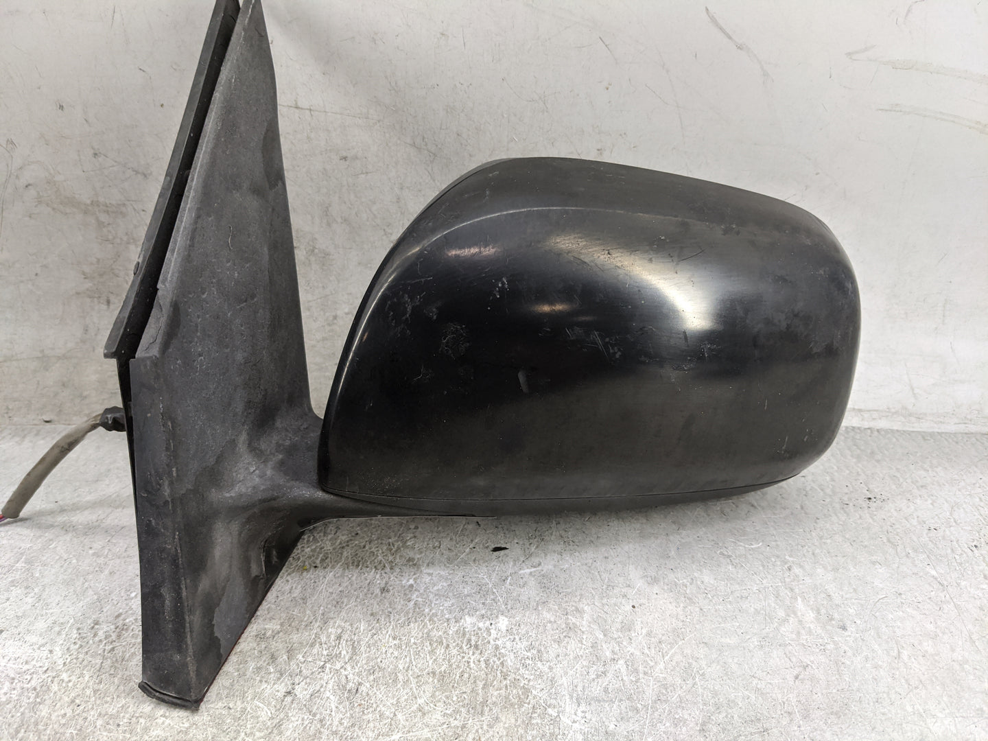 2006-2008 Toyota Rav4 Driver Side View Mirror - Left Door Mirror OEM Used - Oemusedautoparts1.com