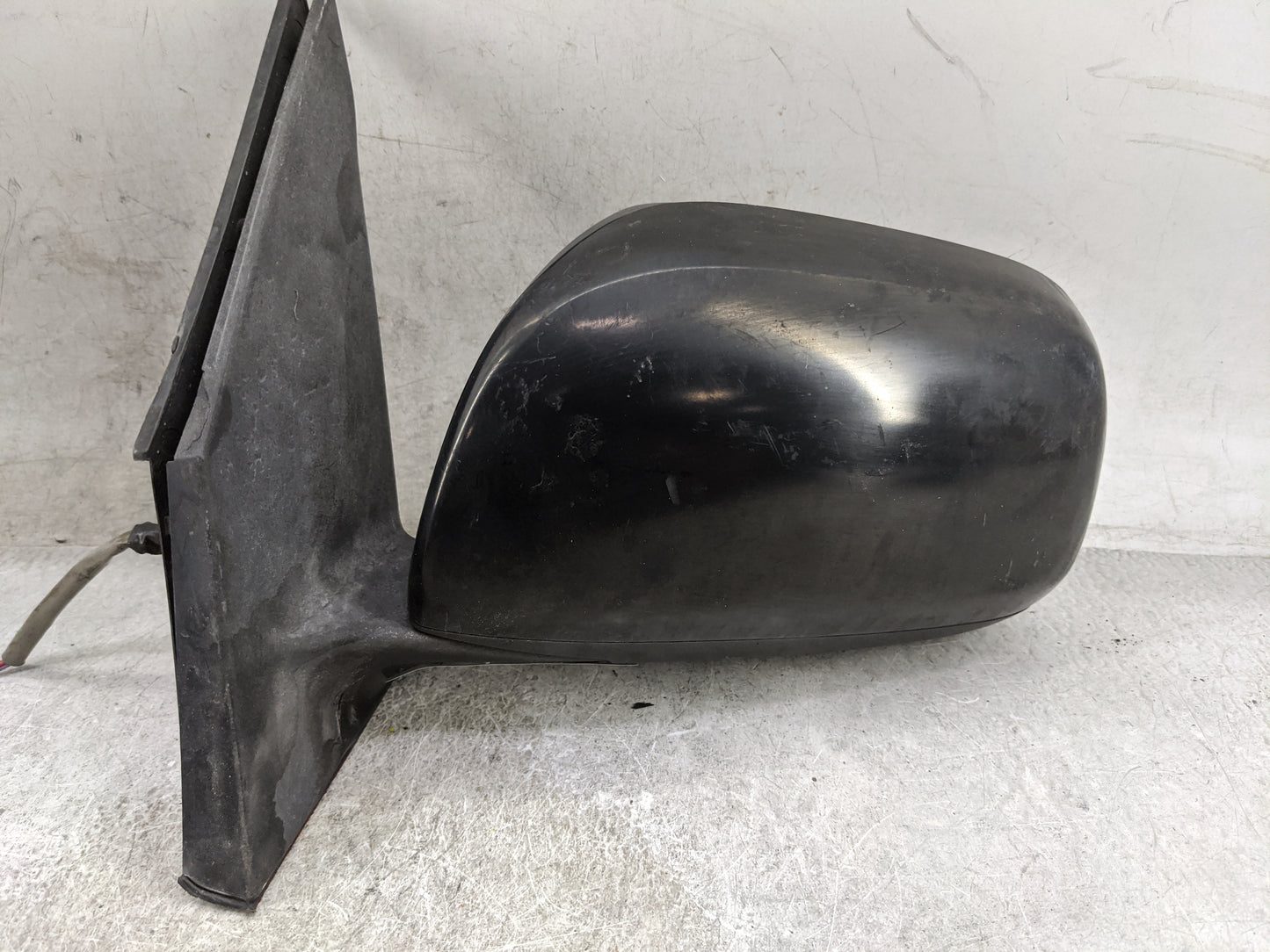 2006-2008 Toyota Rav4 Driver Side View Mirror - Left Door Mirror OEM Used - Oemusedautoparts1.com