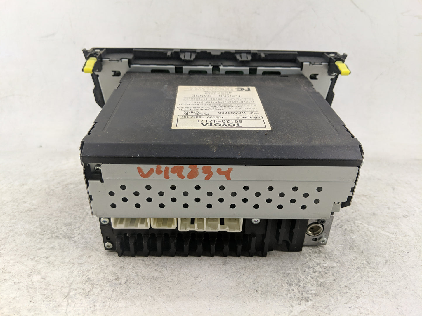 2006-2008 Toyota Rav4 Radio AM FM Cd Player Receiver Replacement P/N:86120-42171 122000-7681A101 Fits Fits 2006 2007 2008 OE