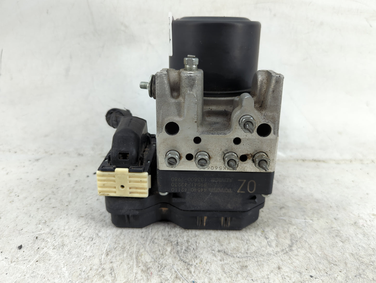 2006-2008 Toyota Rav4 ABS Pump Control Module Replacement P/N:4451042110 8954142320, 1358007980 Fits Fits 2006 2007 2008 OEM