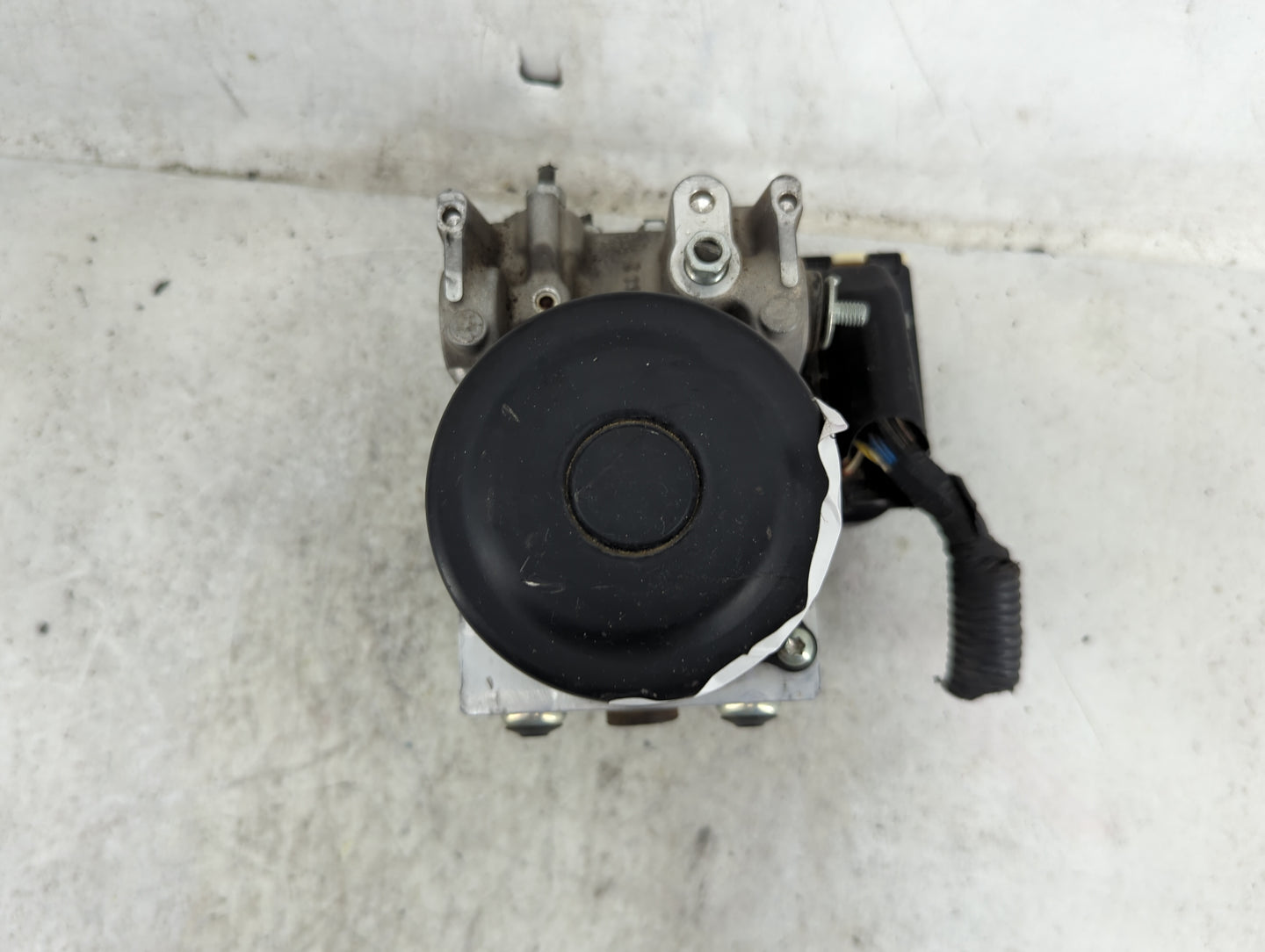 2006-2008 Toyota Rav4 ABS Pump Control Module Replacement P/N:4451042110 8954142320, 1358007980 Fits Fits 2006 2007 2008 OEM