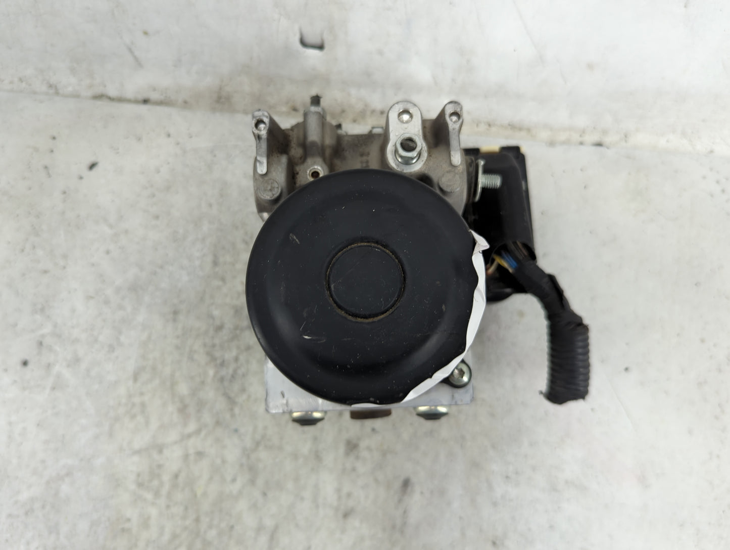 2006-2008 Toyota Rav4 ABS Pump Control Module Replacement P/N:4451042110 8954142320, 1358007980 Fits Fits 2006 2007 2008 OEM