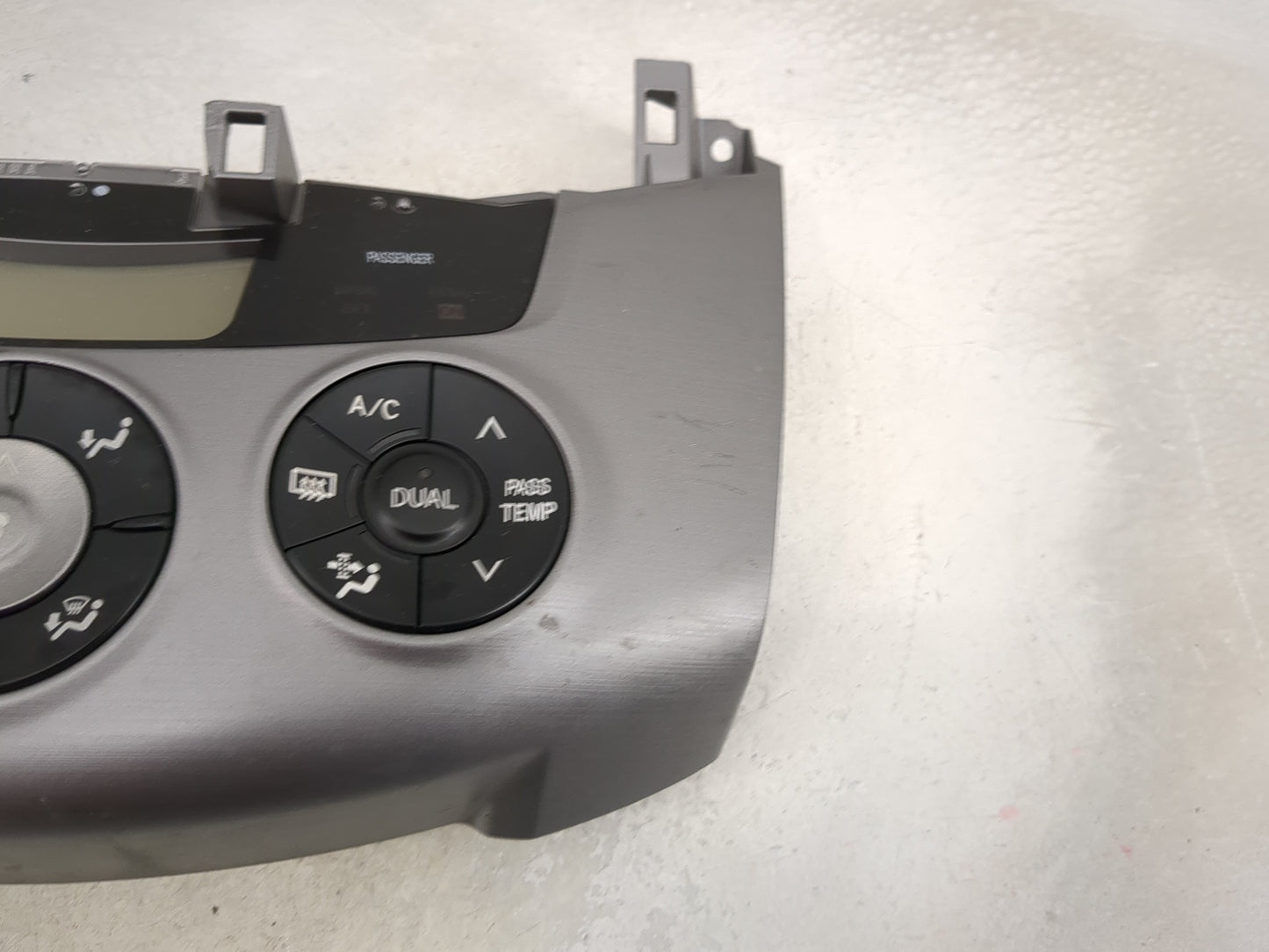 2006-2008 Toyota Rav4 Climate Control Module Temperature AC/Heater Replacement P/N:455420-2020 455943-2060 Fits OEM Used Aut