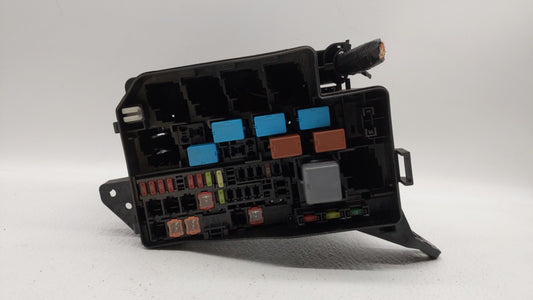 2007-2009 Toyota Rav4 Fusebox Fuse Box Panel Relay Module P/N:82662-42191 Fits Fits 2007 2008 2009 OEM Used Auto Parts