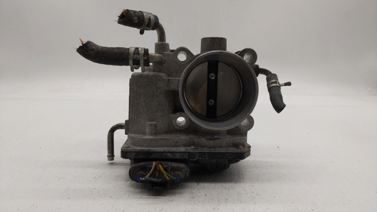 2006-2008 Toyota Rav4 Throttle Body P/N:22030-28071 22030-28070 Fits Fits 2006 2007 2008 2009 2010 2011 2012 2013 2014 2015 