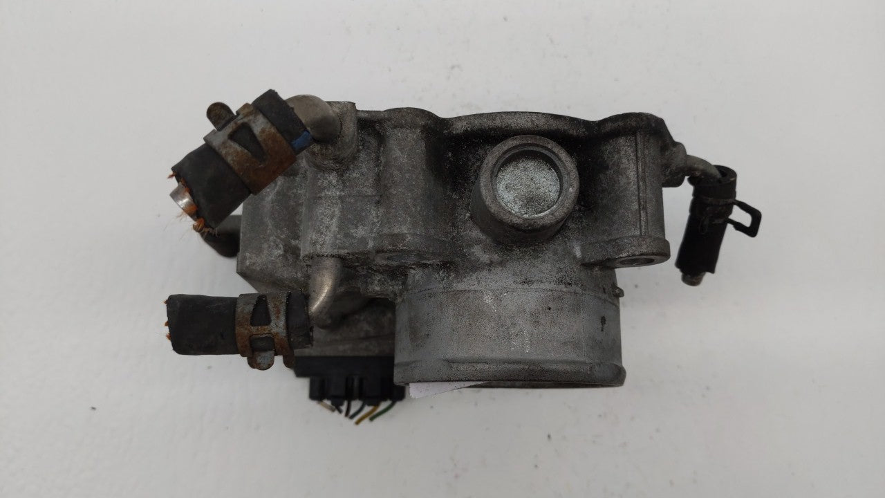 2006-2008 Toyota Rav4 Throttle Body P/N:22030-28071 22030-28070 Fits Fits 2006 2007 2008 2009 2010 2011 2012 2013 2014 2015 