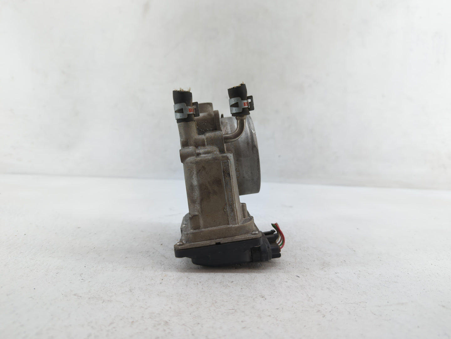 2006-2012 Toyota Rav4 Throttle Body P/N:22030-0P050 22030-31030 Fits OEM Used Auto Parts - Oemusedautoparts1.com