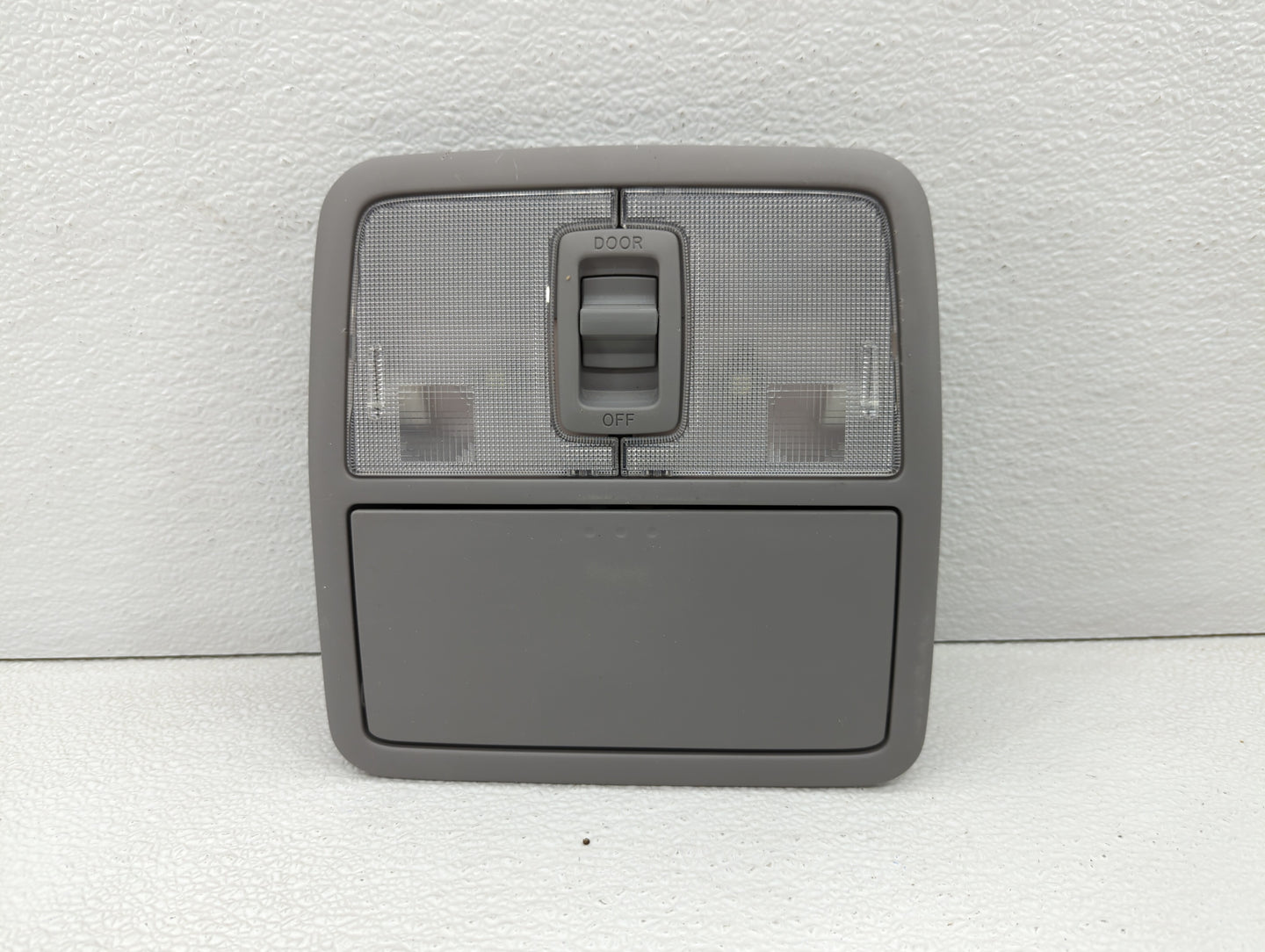 2006-2008 Toyota Rav4 Overhead Roof Console 423757 - Oemusedautoparts1.com