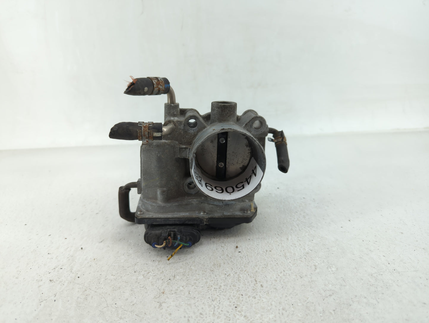 2006-2008 Toyota Rav4 Throttle Body P/N:22030-28071 22030-28070 Fits Fits 2006 2007 2008 2009 2010 2011 2012 2013 2014 2015 