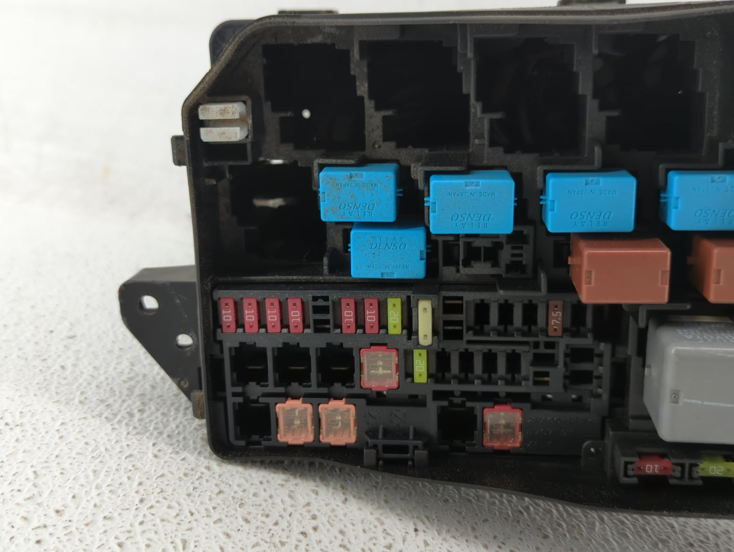 2007-2009 Toyota Rav4 Fusebox Fuse Box Panel Relay Module P/N:82662-42191 Fits Fits 2007 2008 2009 OEM Used Auto Parts - Oem