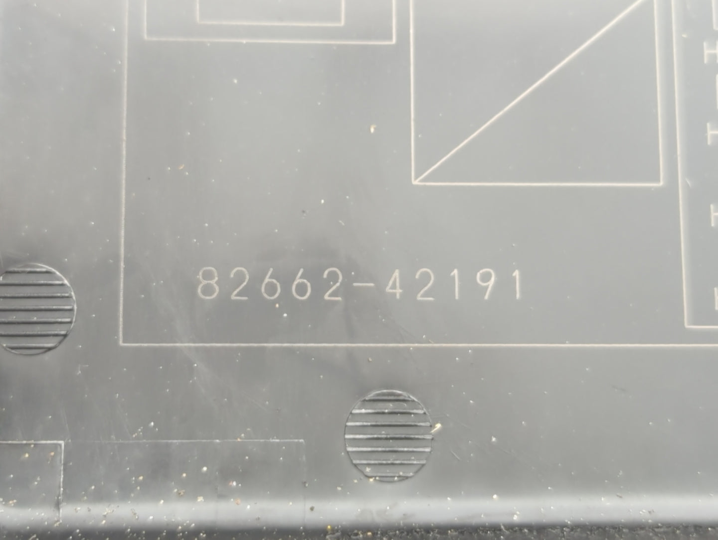 2007-2009 Toyota Rav4 Fusebox Fuse Box Panel Relay Module P/N:82662-42191 Fits Fits 2007 2008 2009 OEM Used Auto Parts - Oem