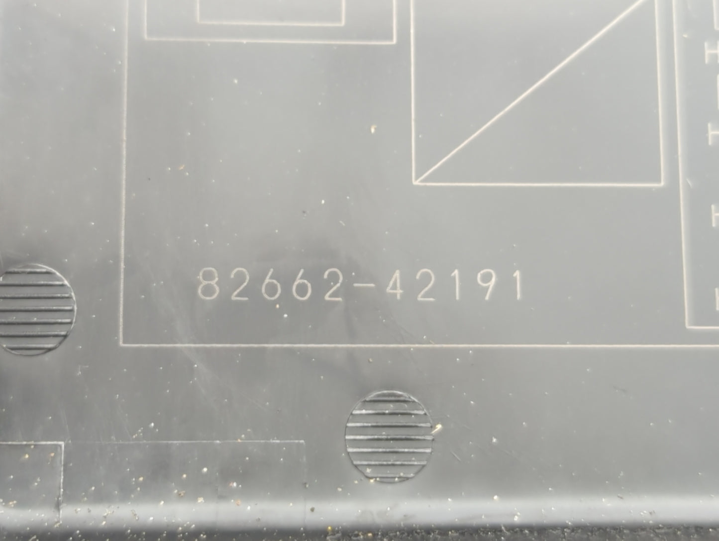 2007-2009 Toyota Rav4 Fusebox Fuse Box Panel Relay Module P/N:82662-42191 Fits Fits 2007 2008 2009 OEM Used Auto Parts - Oem