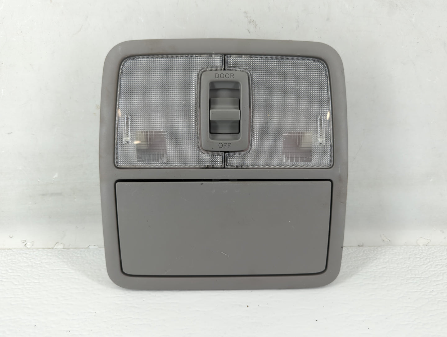 2006-2008 Toyota Rav4 Overhead Roof Console 574170 - Oemusedautoparts1.com