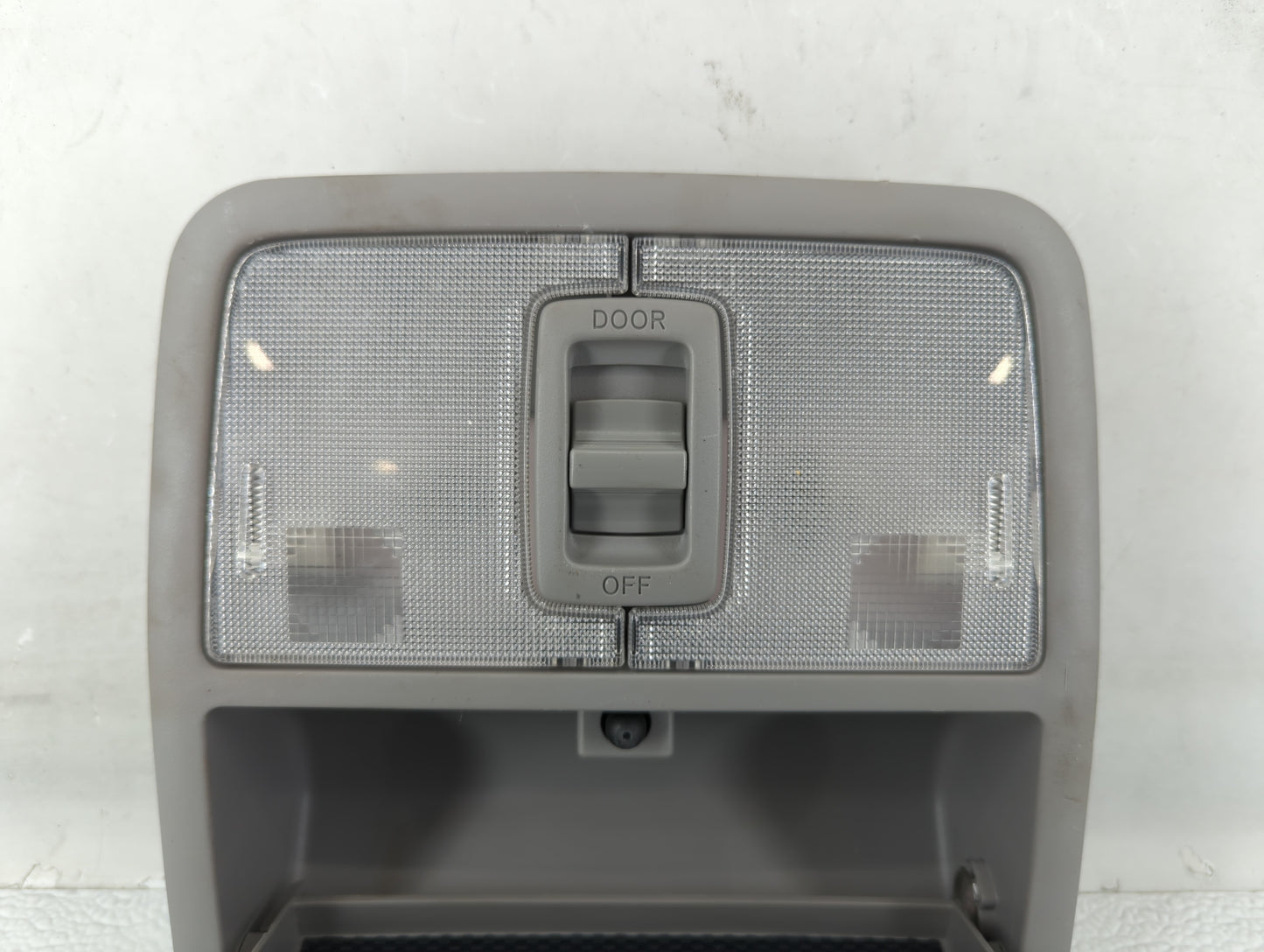 2006-2008 Toyota Rav4 Overhead Roof Console 574170 - Oemusedautoparts1.com
