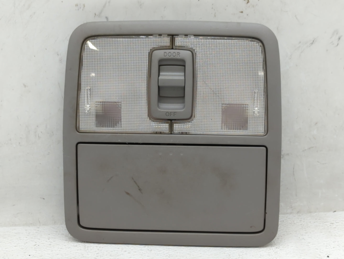 2006-2008 Toyota Rav4 Overhead Roof Console 588669 - Oemusedautoparts1.com