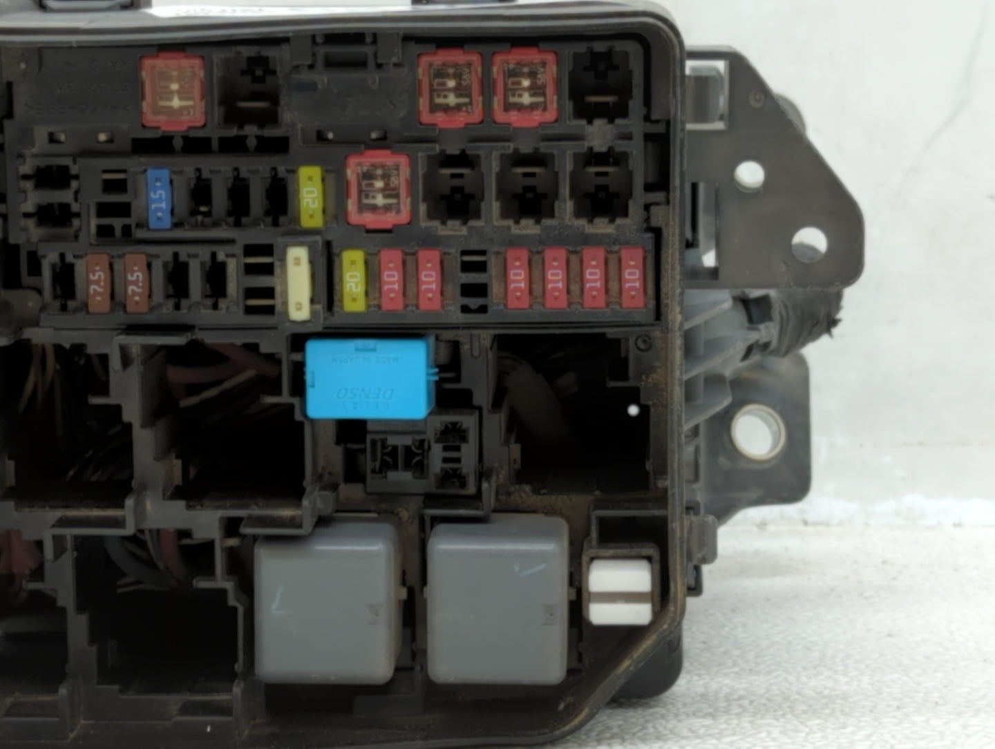 2006-2012 Toyota Rav4 Fusebox Fuse Box Panel Relay Module P/N:82662-0R010 Fits Fits 2006 2007 2008 2009 2010 2011 2012 OEM U