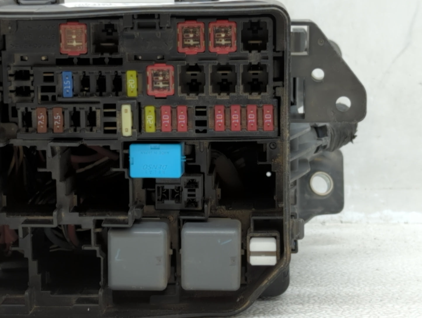 2006-2012 Toyota Rav4 Fusebox Fuse Box Panel Relay Module P/N:82662-0R010 Fits Fits 2006 2007 2008 2009 2010 2011 2012 OEM U