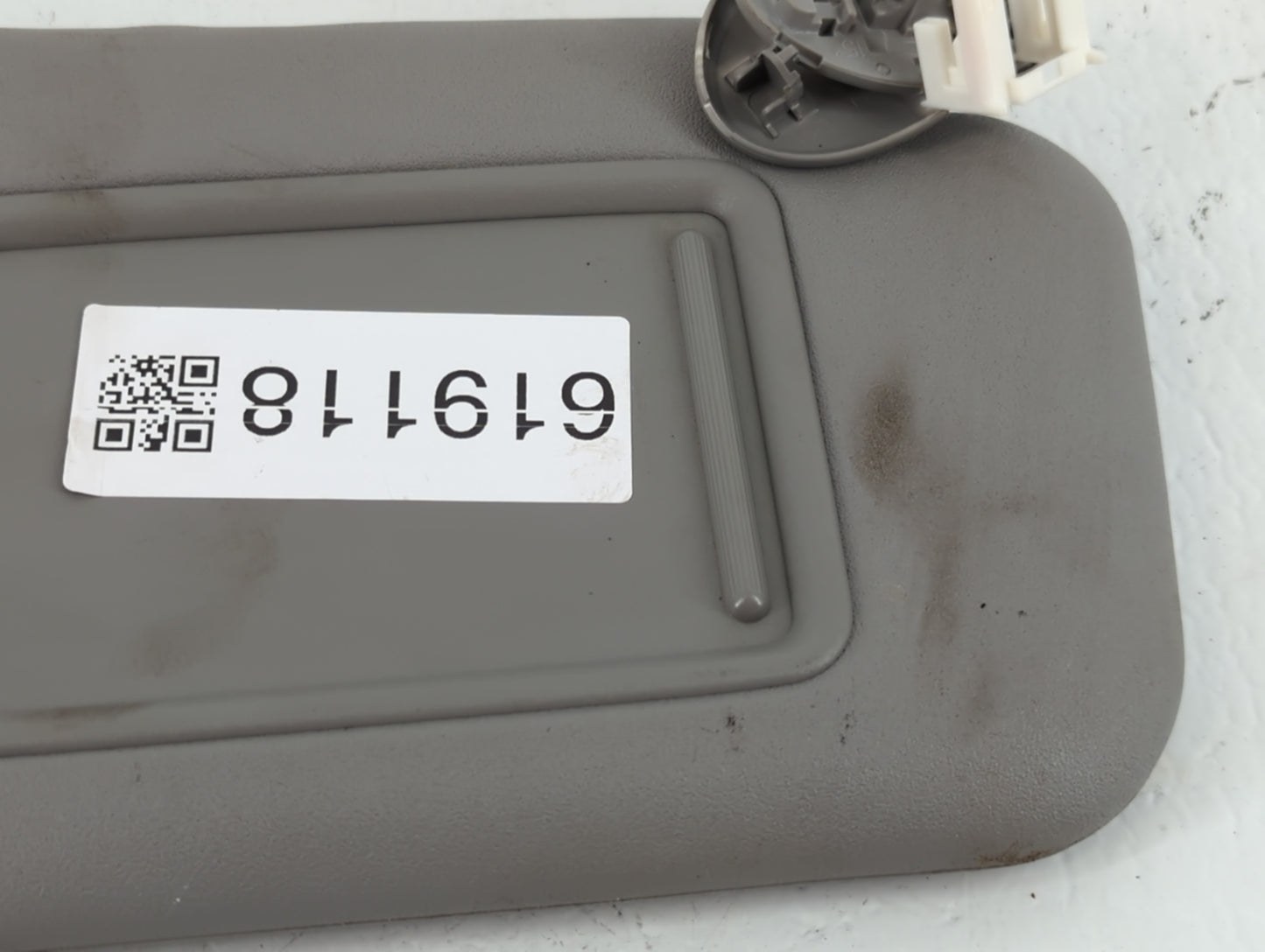 2006-2009 Toyota Rav4 Sun Visor Shade Replacement Passenger Right Mirror Fits Fits 2006 2007 2008 2009 OEM Used Auto Parts -