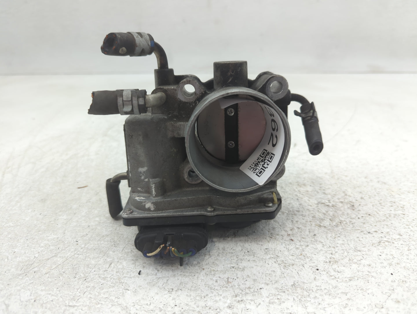 2006-2008 Toyota Rav4 Throttle Body P/N:22030-28070 Fits Fits 2006 2007 2008 2009 2010 2011 2012 2013 2014 2015 OEM Used Aut