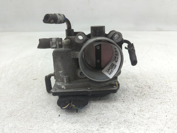 2006-2008 Toyota Rav4 Throttle Body P/N:22030-28070 Fits Fits 2006 2007 2008 2009 2010 2011 2012 2013 2014 2015 OEM Used Aut
