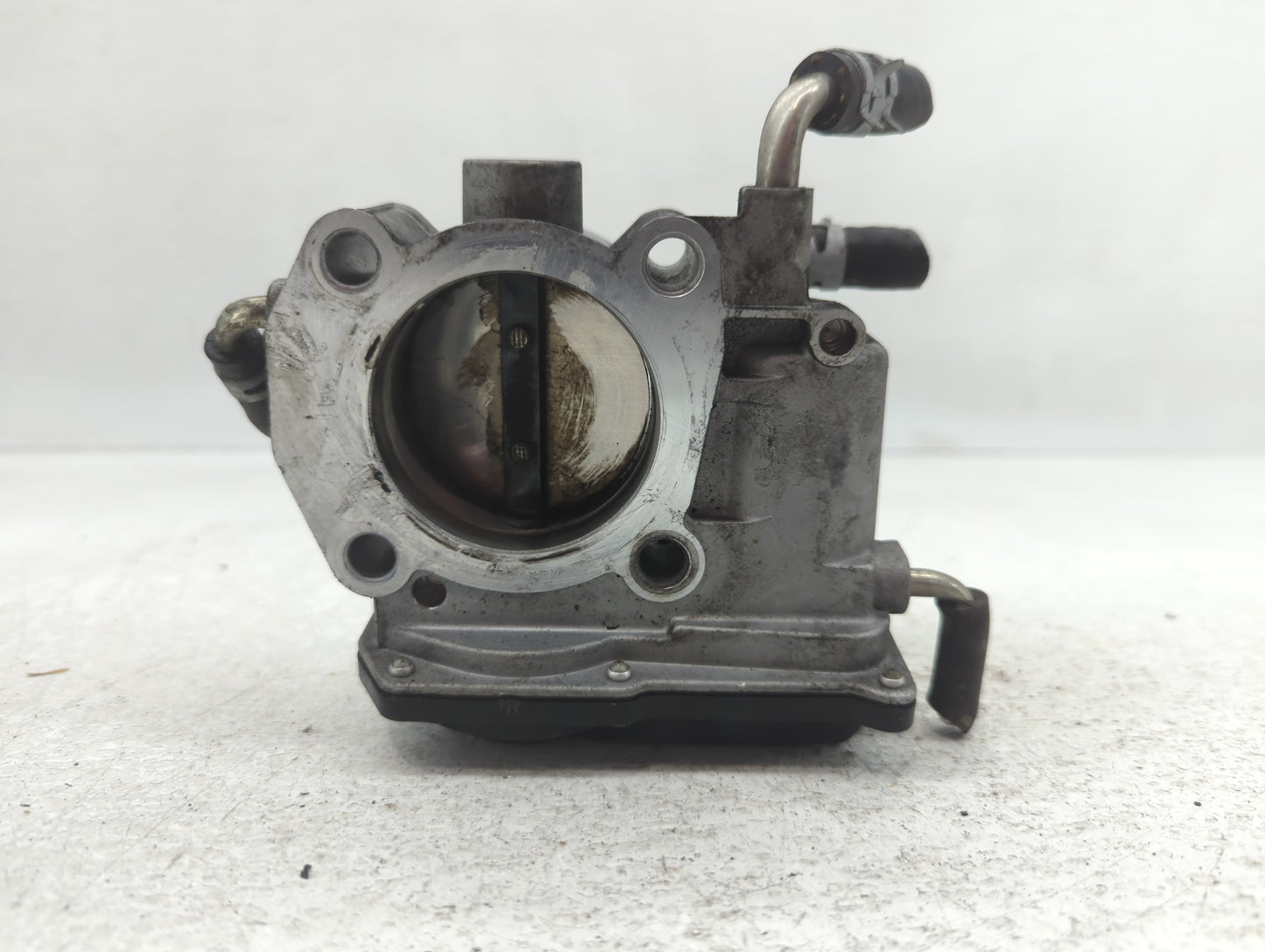 2006-2008 Toyota Rav4 Throttle Body P/N:22030-28070 Fits Fits 2006 2007 2008 2009 2010 2011 2012 2013 2014 2015 OEM Used Aut