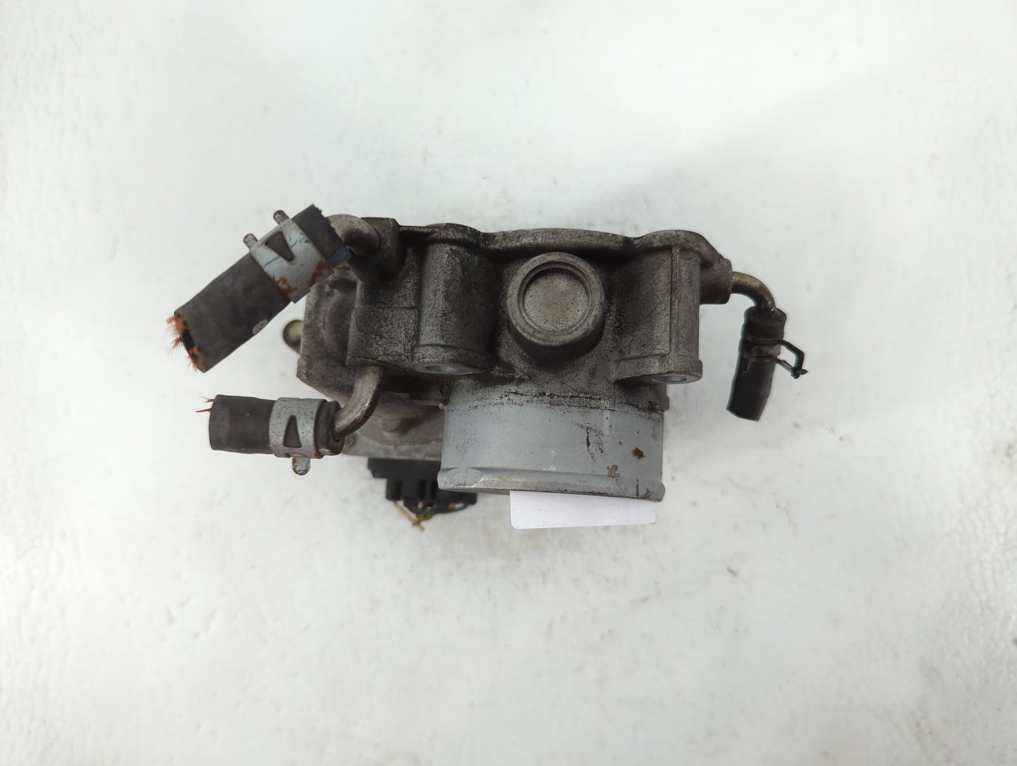 2006-2008 Toyota Rav4 Throttle Body P/N:22030-28070 Fits Fits 2006 2007 2008 2009 2010 2011 2012 2013 2014 2015 OEM Used Aut