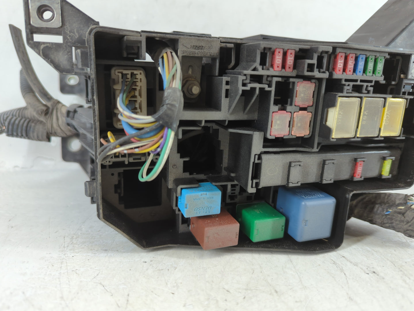 2008 Toyota Rav4 Fusebox Fuse Box Panel Relay Module P/N:82662-42171 Fits OEM Used Auto Parts - Oemusedautoparts1.com