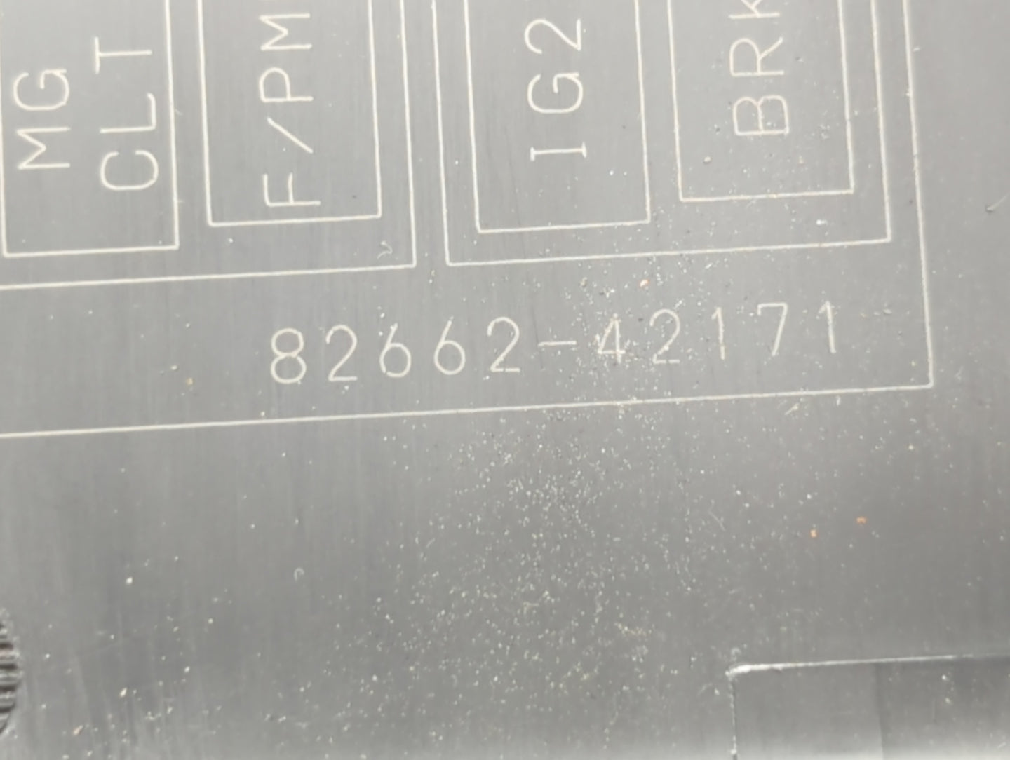 2008 Toyota Rav4 Fusebox Fuse Box Panel Relay Module P/N:82662-42171 Fits OEM Used Auto Parts - Oemusedautoparts1.com