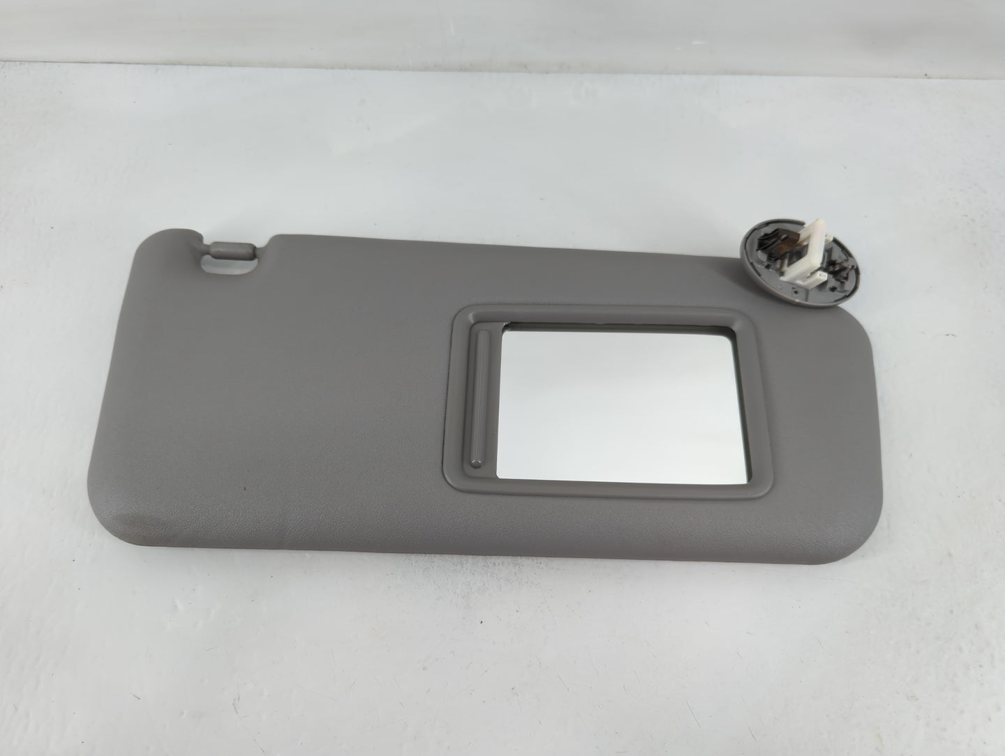 2006-2009 Toyota Rav4 Sun Visor Shade Replacement Passenger Right Mirror Fits Fits 2006 2007 2008 2009 OEM Used Auto Parts -