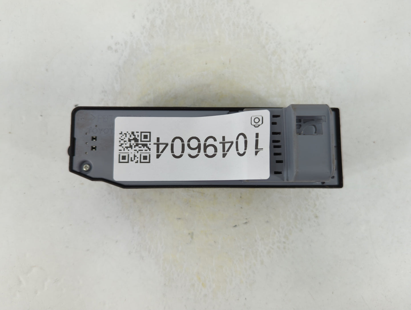 2004-2010 Toyota Sienna Master Power Window Switch Replacement Driver Side Left P/N:250-0D83 Fits OEM Used Auto Parts - Oemu