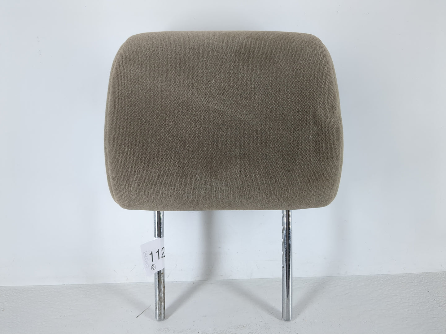 2006-2008 Toyota Sienna Headrest Head Rest Front Driver Passenger Seat Fits Fits 2006 2007 2008 OEM Used Auto Parts - Oemuse