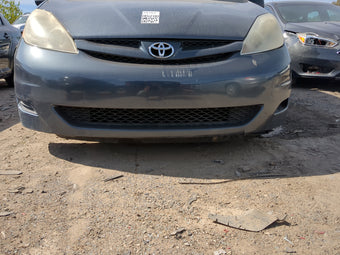 compare product 2006-2010 Toyota Sienna Front Bumper - Oem