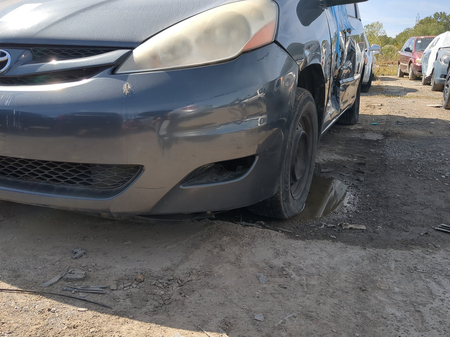 2006-2010 Toyota Sienna Front Bumper - Oem - Oemusedautoparts1.com
